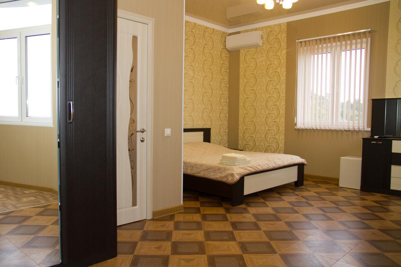 Guest House Vzgorye Gagra Exterior foto